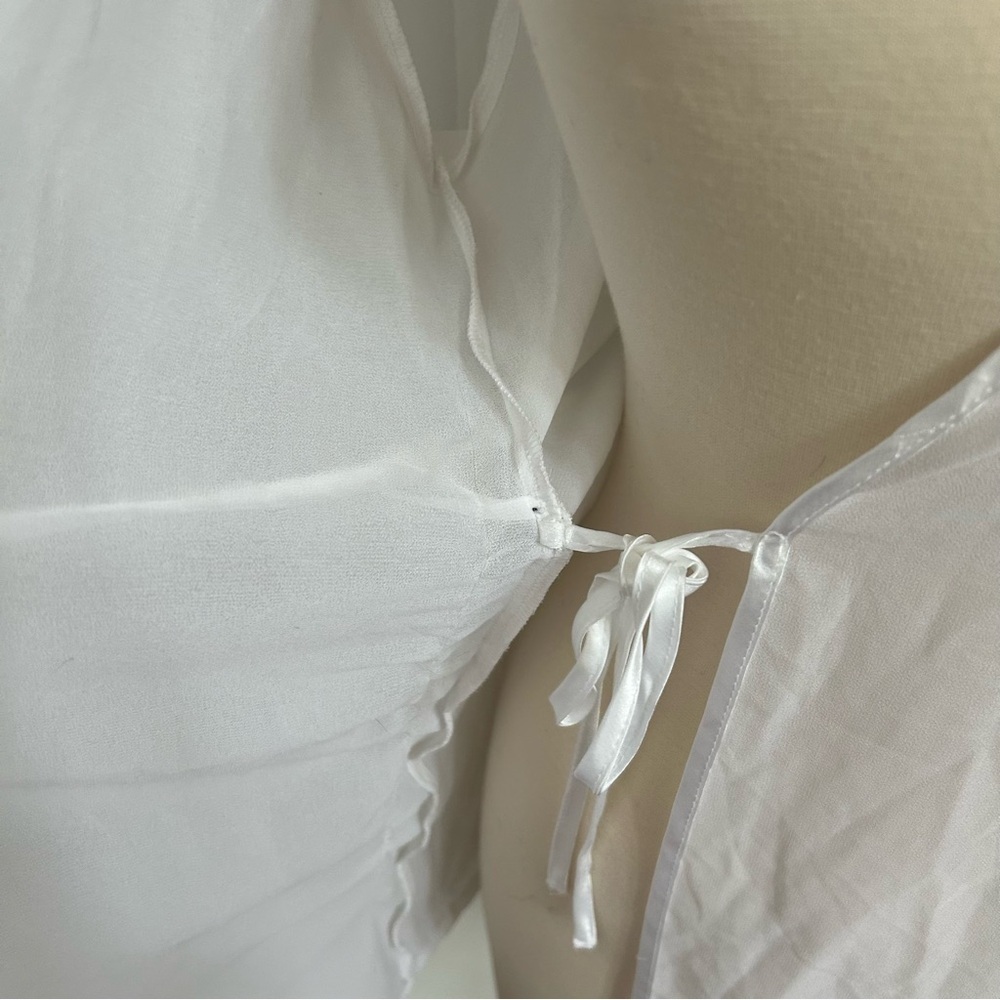 Vintage Cinema Etoile White Wrap Blouse with Pleated Sleeves Medium NWT - Picture 9 of 11